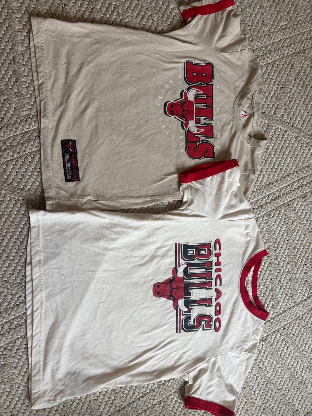 Set of NBA Chicago Bulls vintage look youth Tees size 8